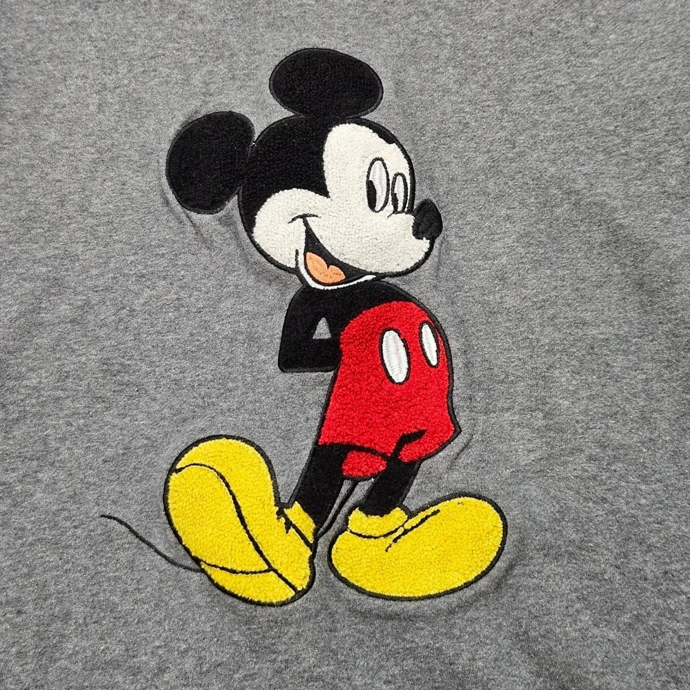 Disney Mickey Mouse Charcoal Gray Chenille Patch High-Low Sweatshirt XXL MYSJMX9